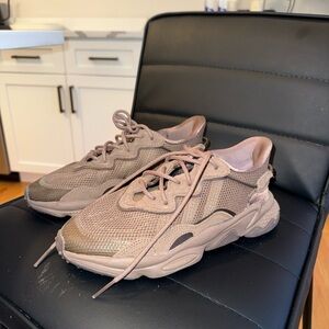 Women's Brown Sneakers